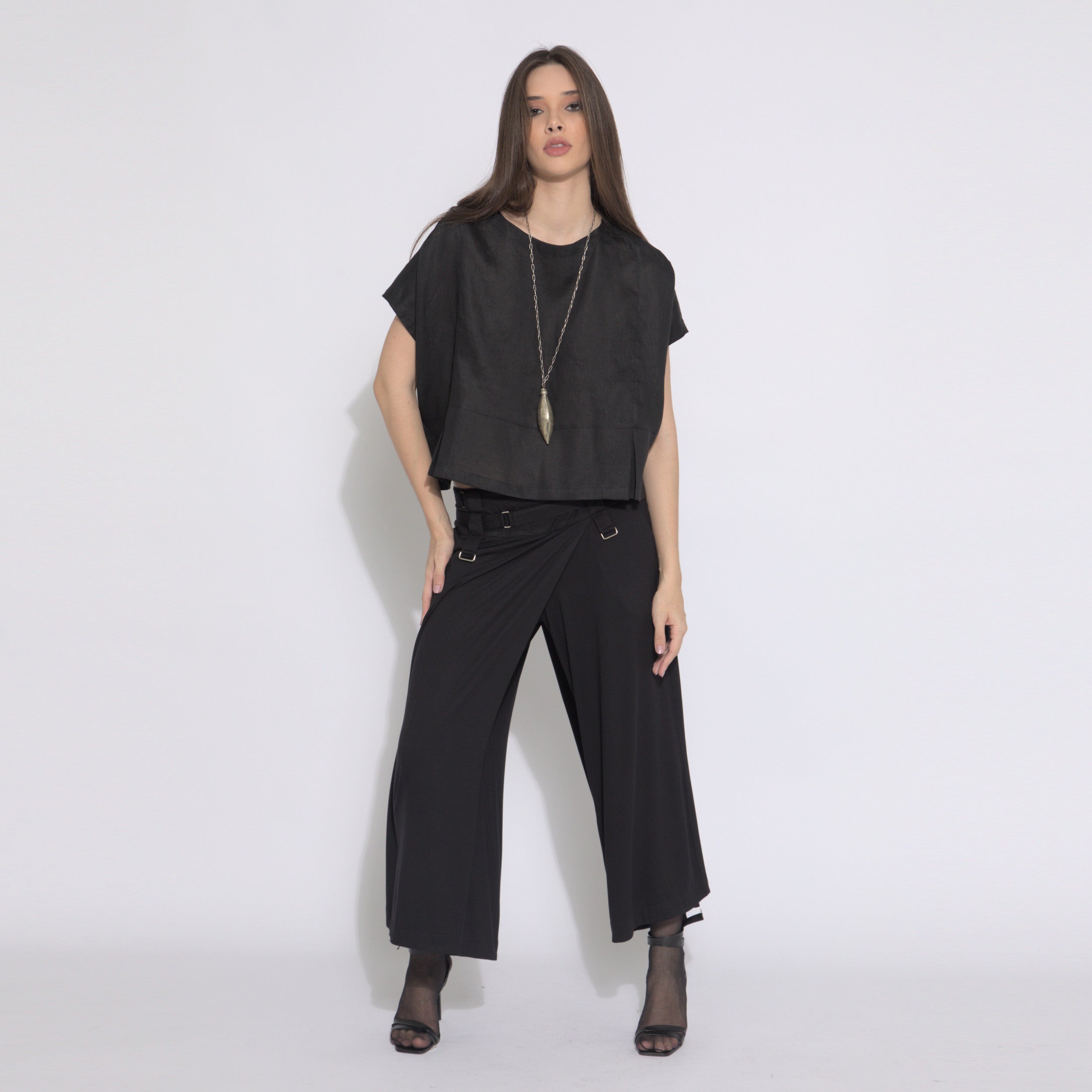 Giulia - Blusa em puro linho mangas curtas