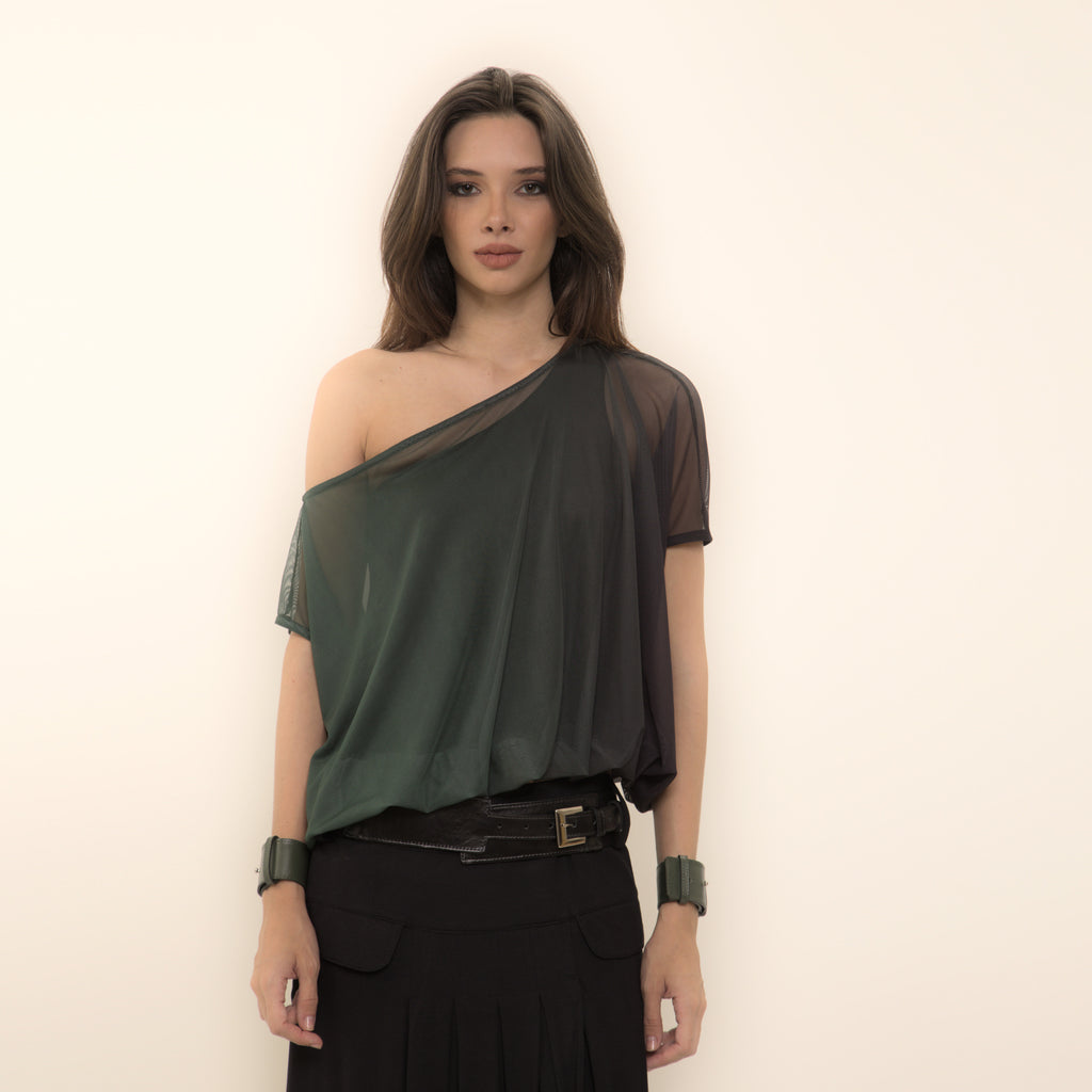 Bella - Blusa de tule balonê com top por baixo efeito degradê de verde alcaparra e preto