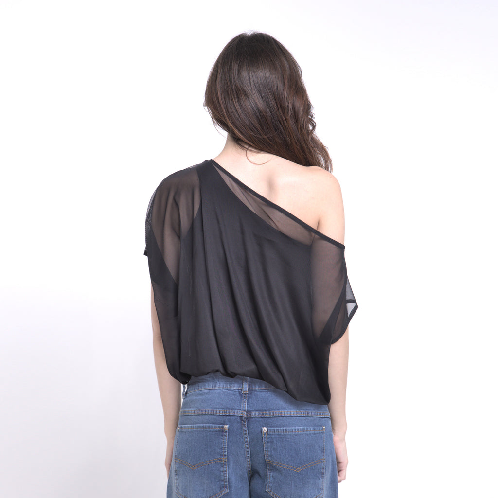 Bella - Blusa de tule balonê com top por baixo na cor preta