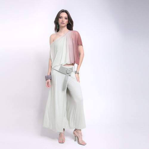 Bella - Blusa de tule balonê com top por baixo efeito degradê de verde sálvia e cabernet