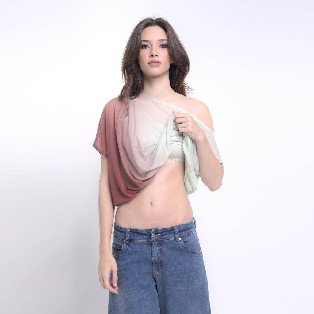 Bella - Blusa de tule balonê com top por baixo efeito degradê de verde sálvia e cabernet