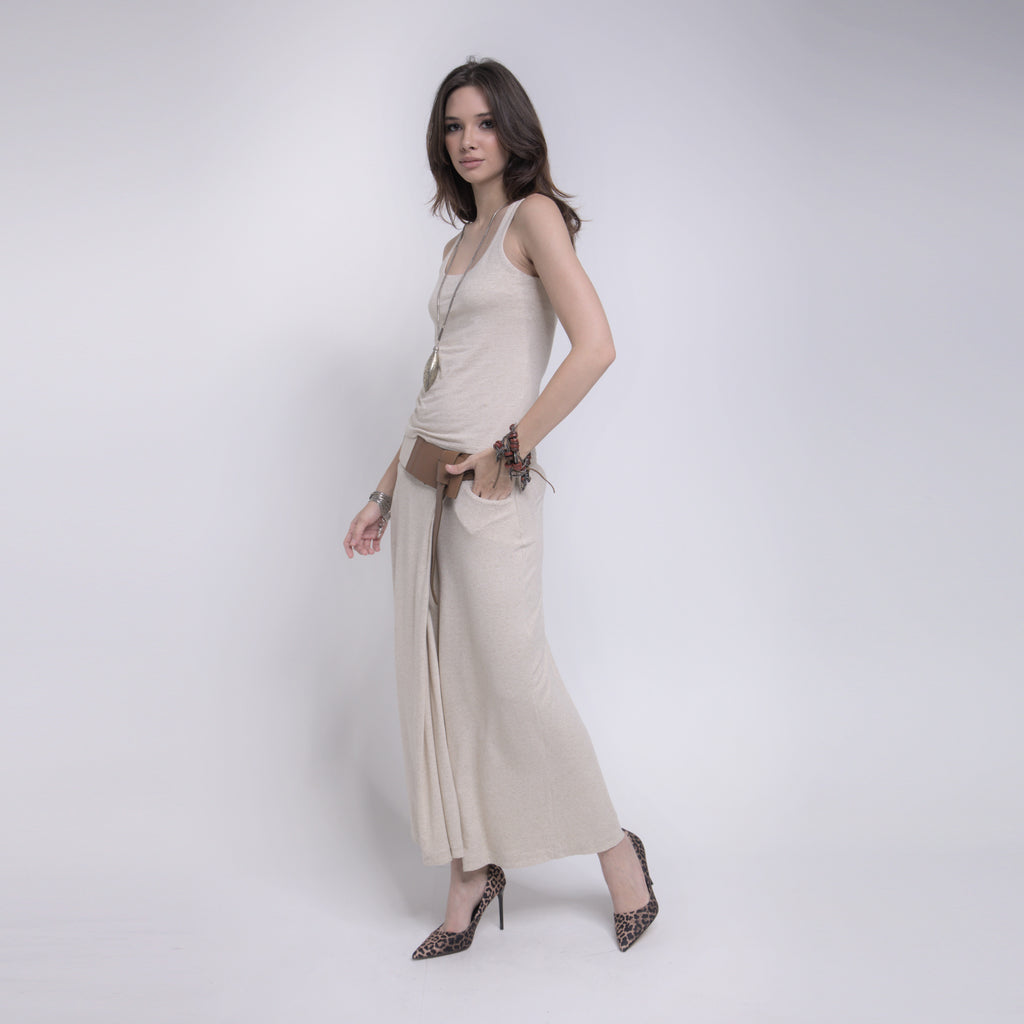 Bia - Saia-calça de malha com cinto de couro com amarração na cor linho natural