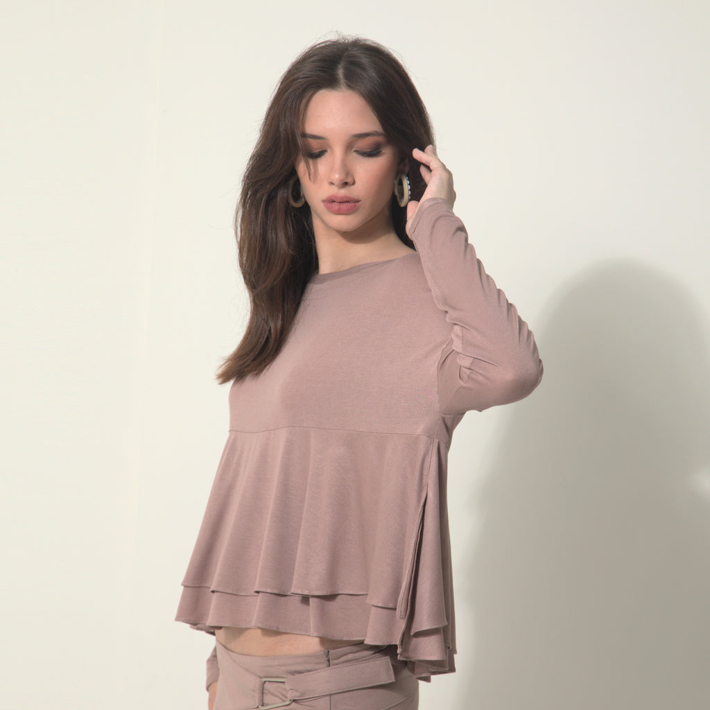 Isla - Blusa boho de malha com babados e manga comprida na cor mocha mousse