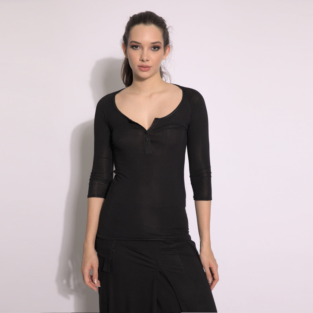 Amelia - Top básico manga 3/4 decote com botões