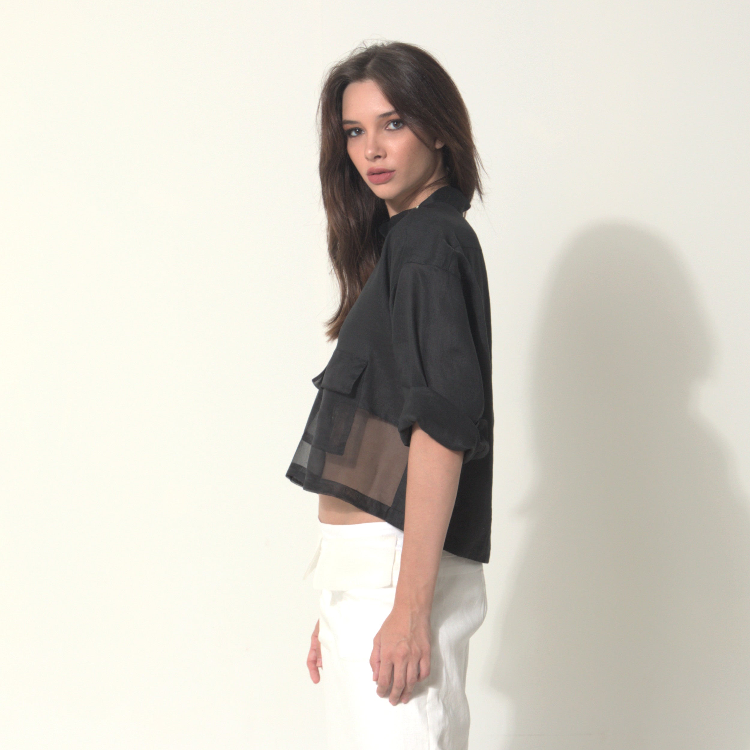 Goah - Camisa em 100% linho com transparencia em organza 100% seda