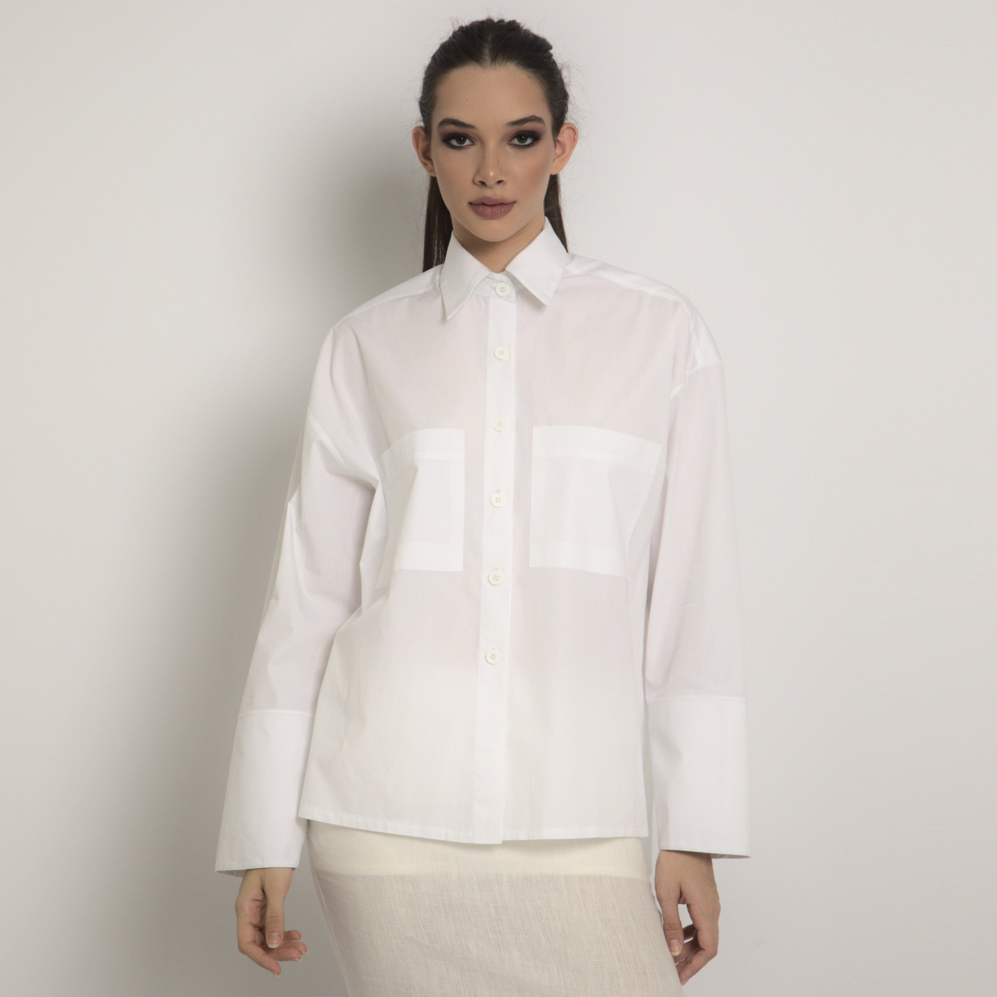 Camisa tricoline branca feminina manga comprida