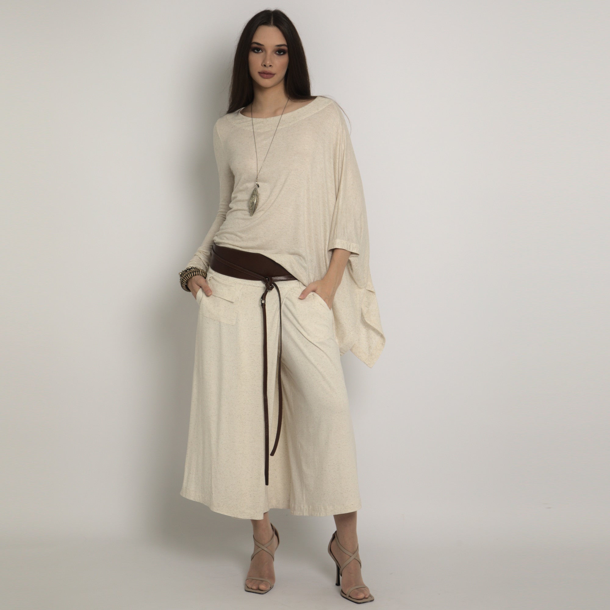 Aurora - Saia-calça com fivela