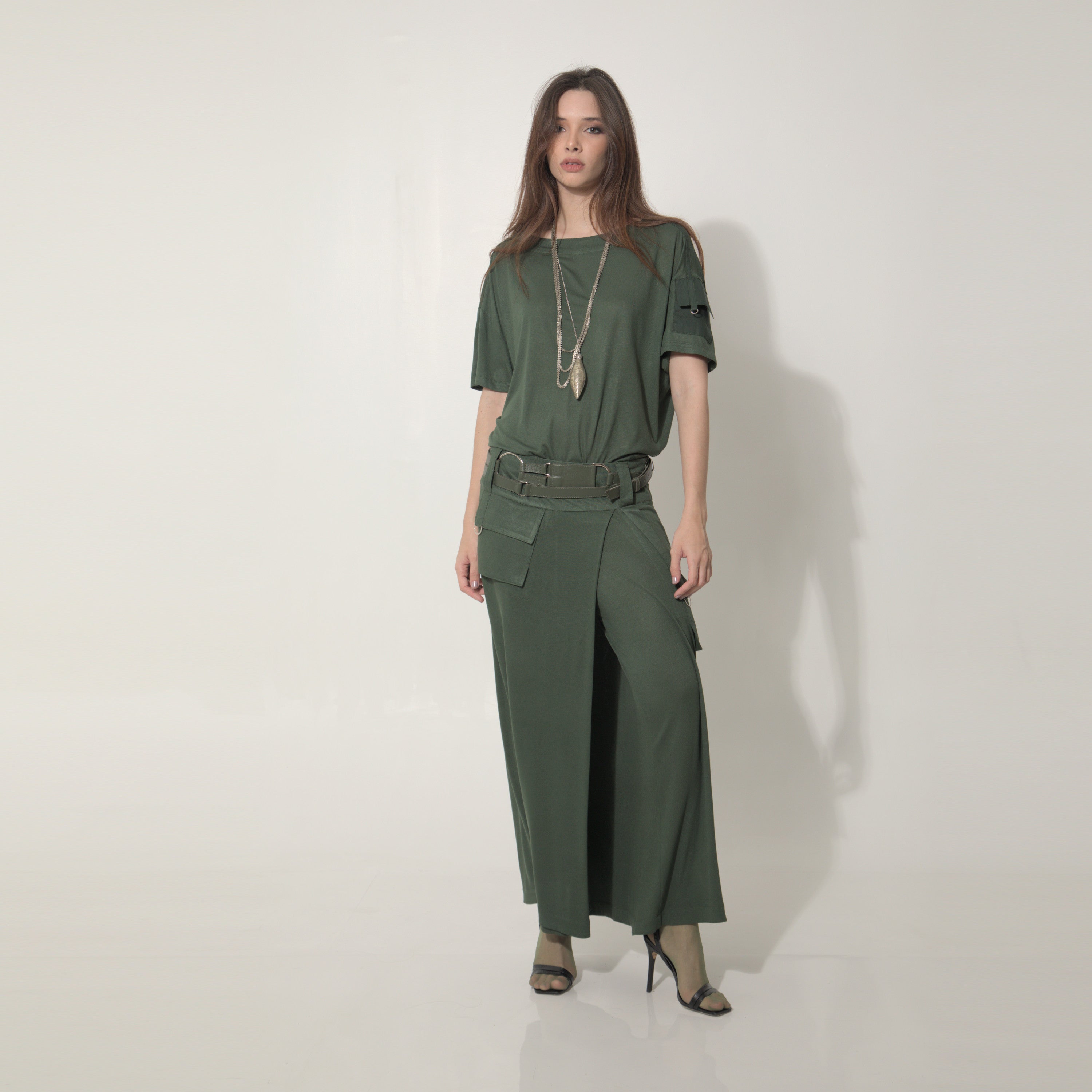 Louise - Saia-calça cargo de malha com cinto de couro
