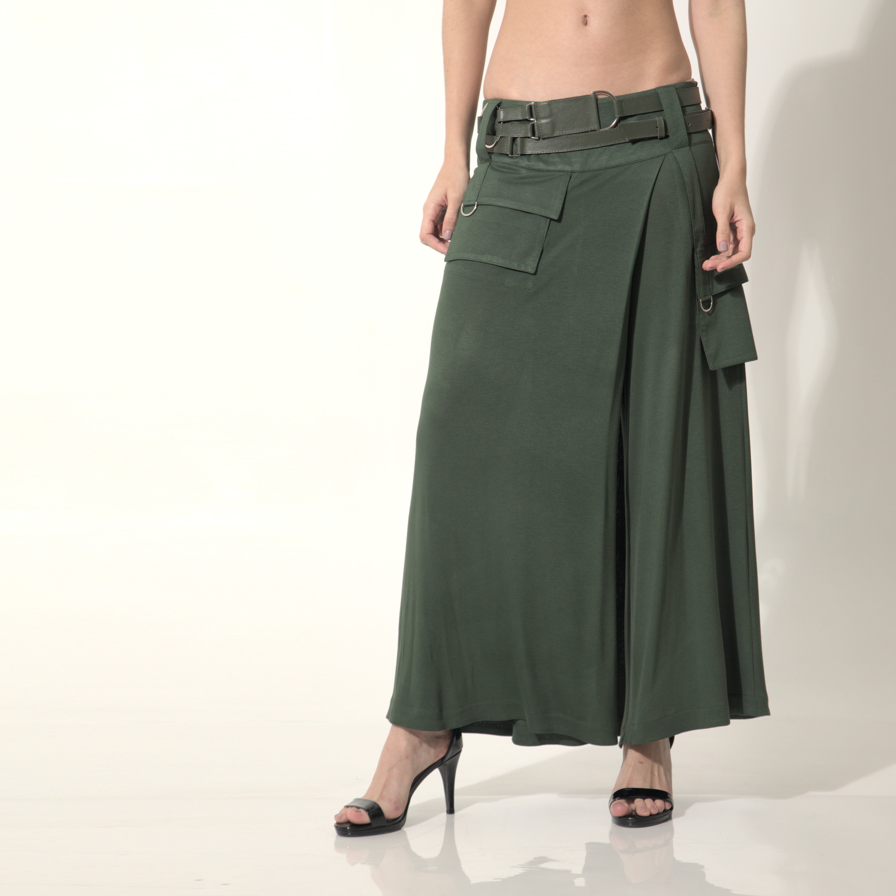 Louise - Saia-calça cargo de malha com cinto de couro