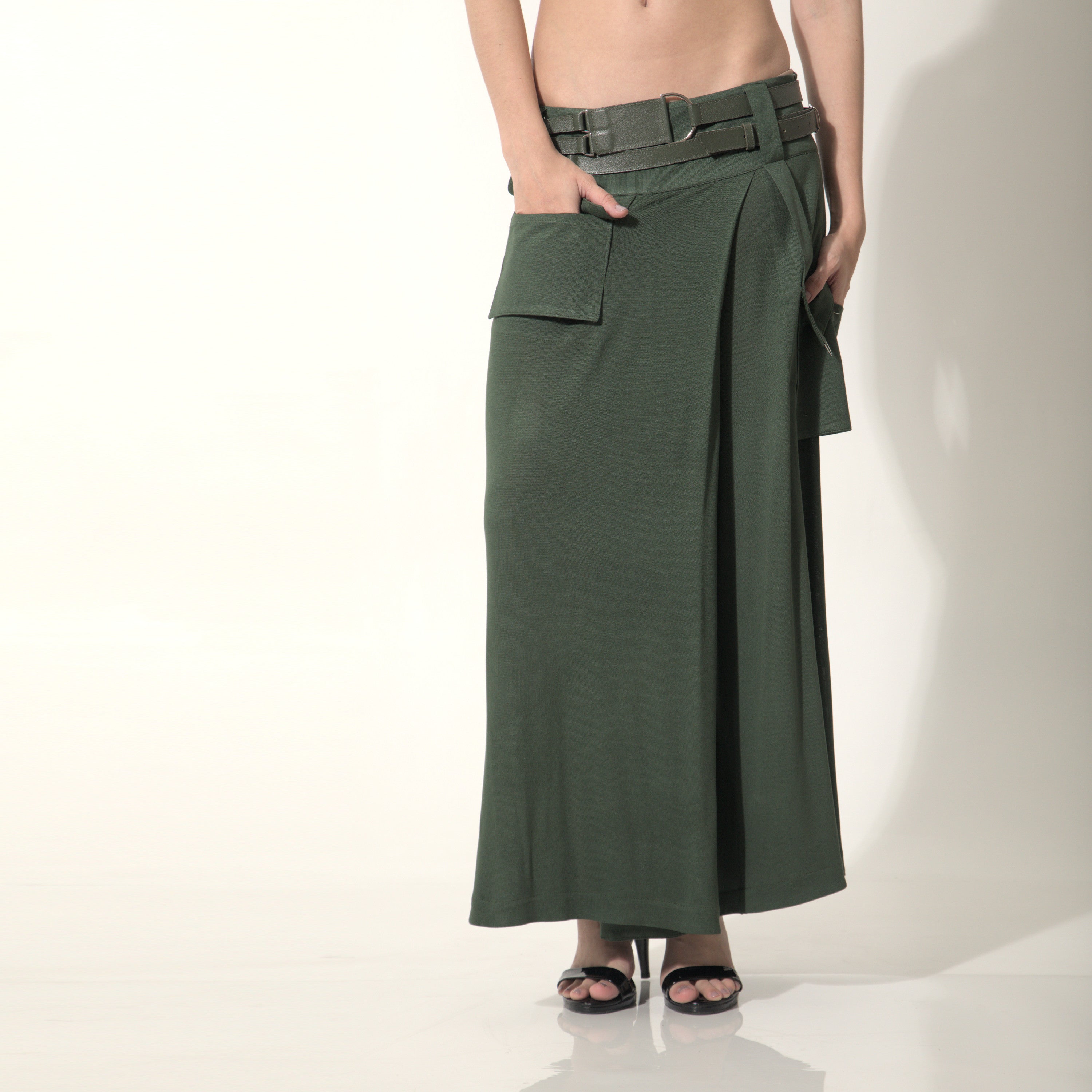 Louise - Saia-calça cargo de malha com cinto de couro