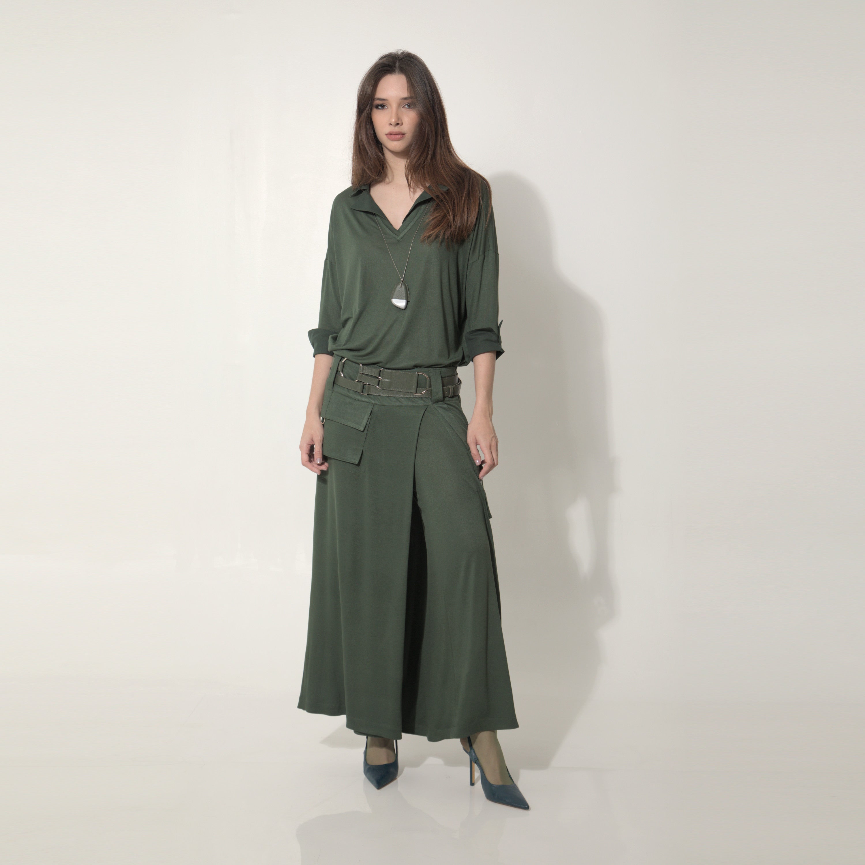 Louise - Saia-calça cargo de malha com cinto de couro