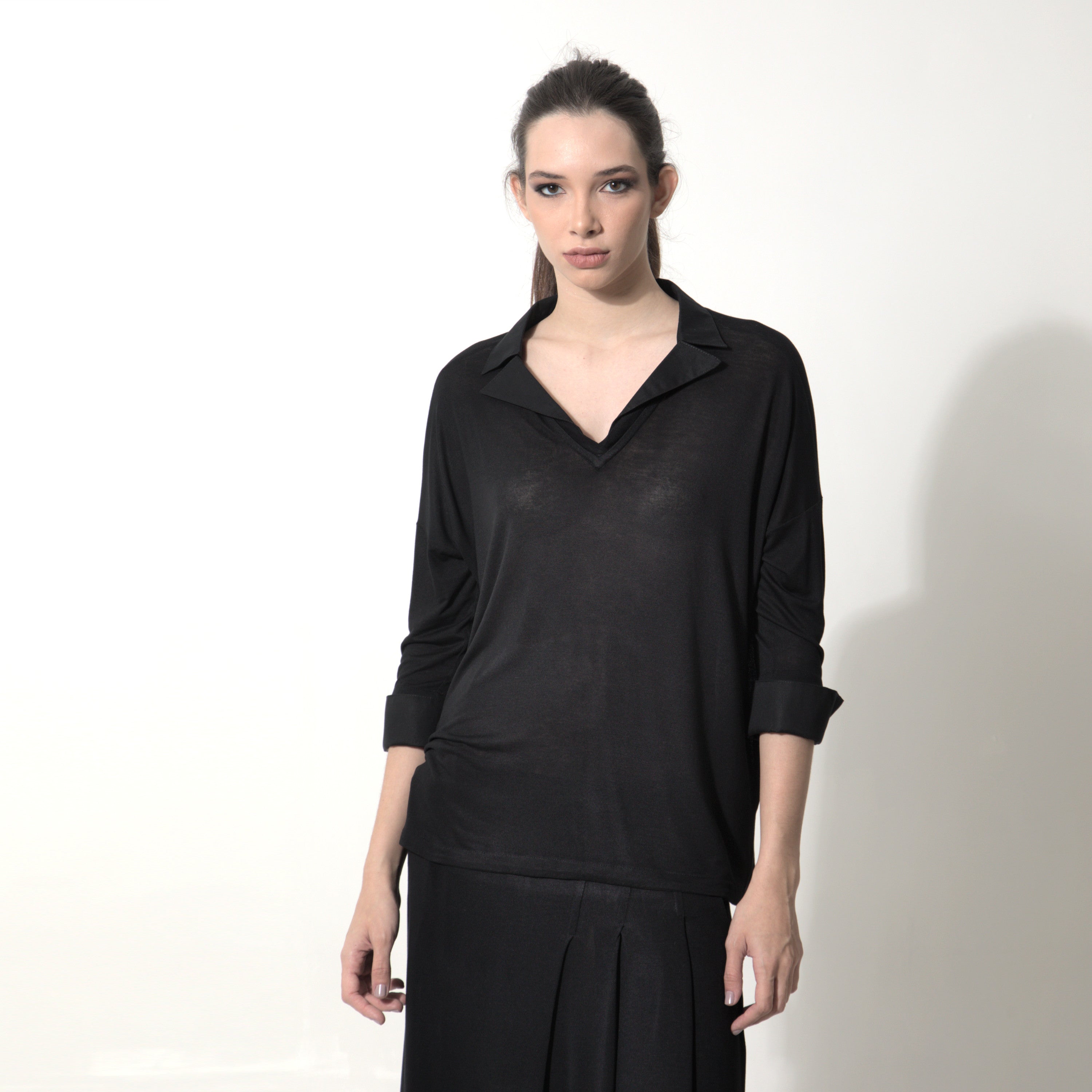 Nora - Blusa de malha com mangas e punhos de tricoline