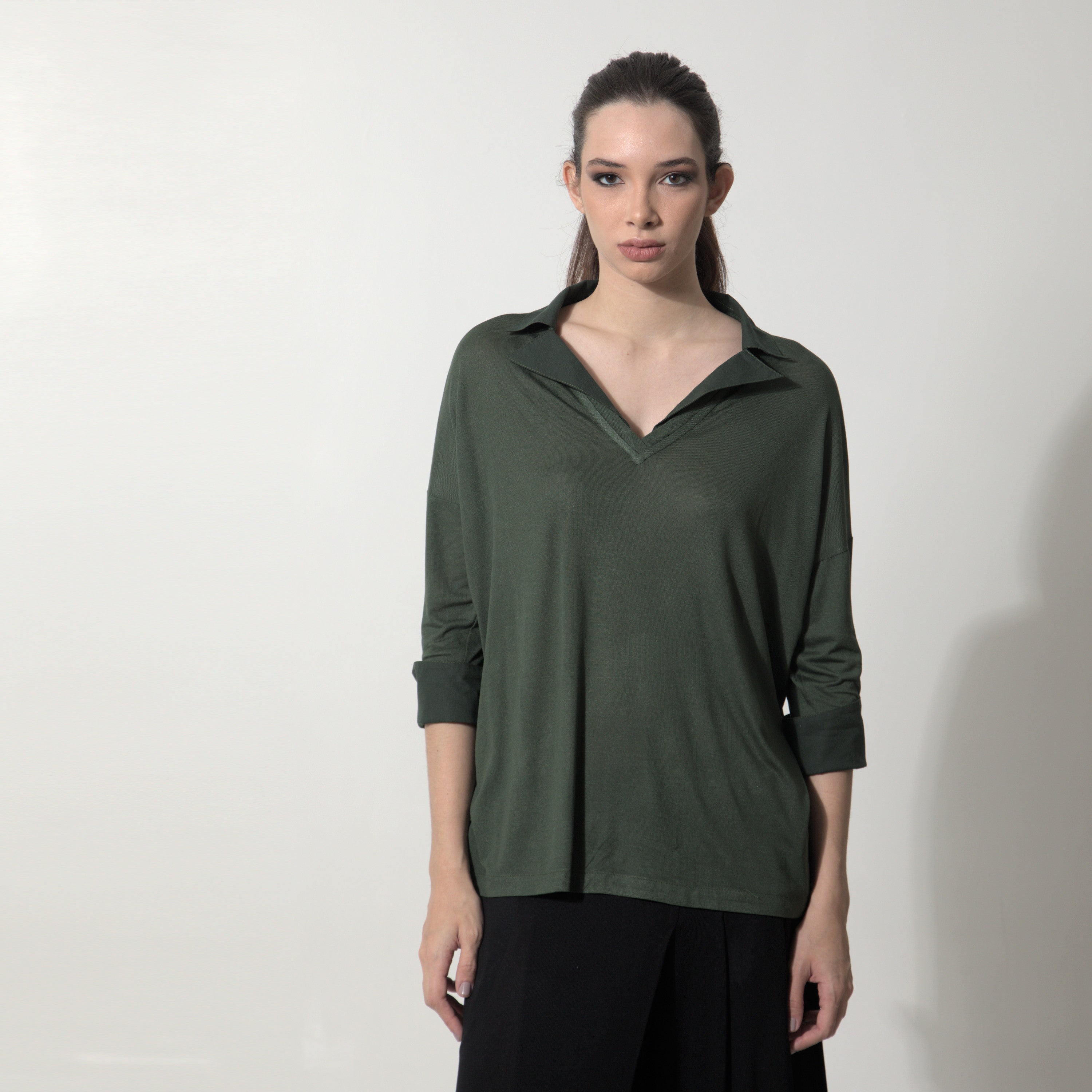 Nora - Blusa de malha com mangas e punhos de tricoline
