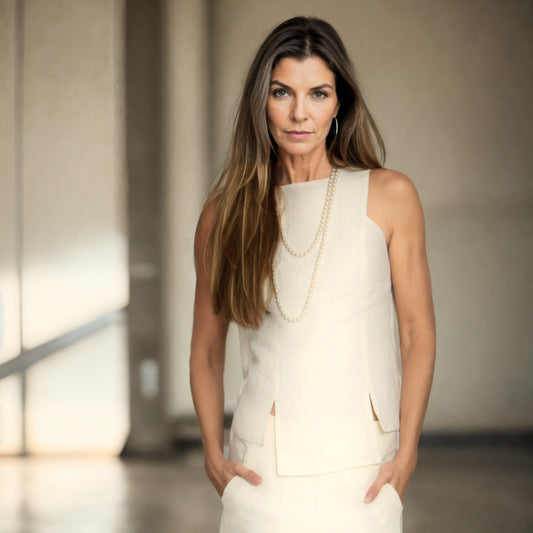 Callas - Blusa em linho natural indiano cor off-white