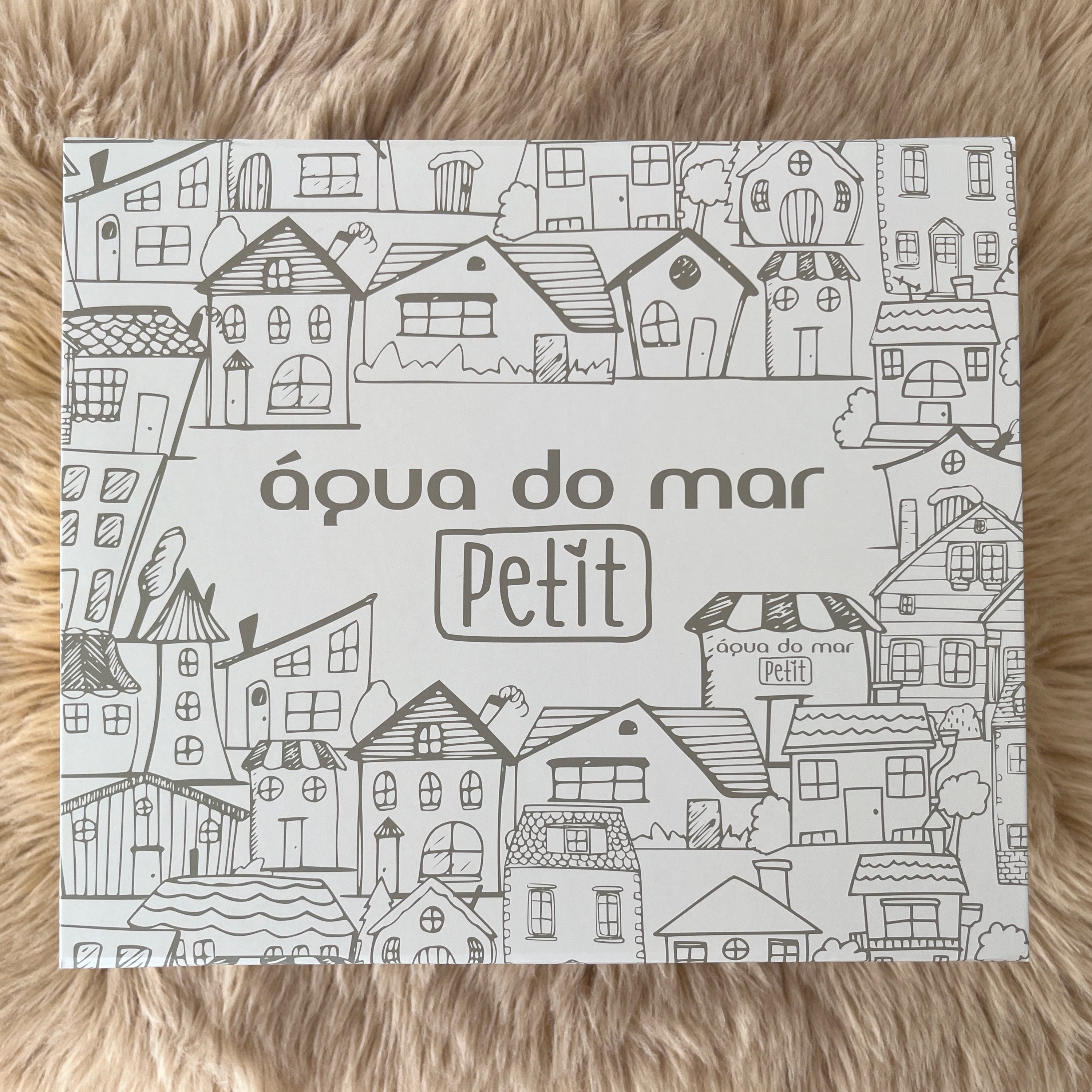 Kit Pijama Casinha - kit criativo para crianças com pijama para colorir e casinha montável
