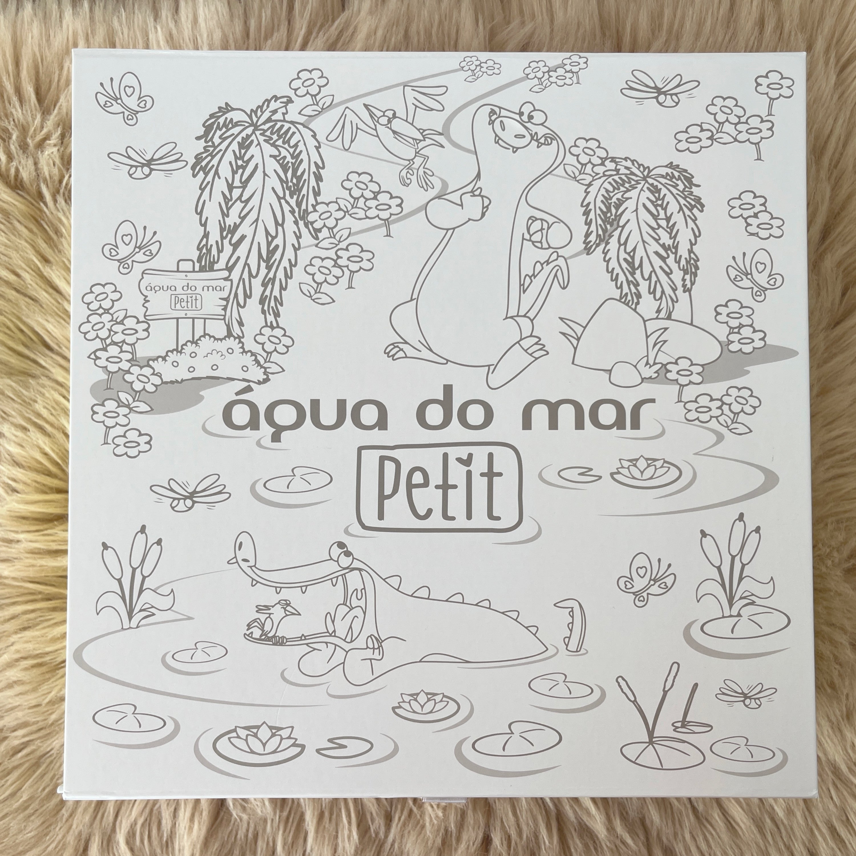 Kit Pijama Croco - kit infantil com pijama para colorir e livro