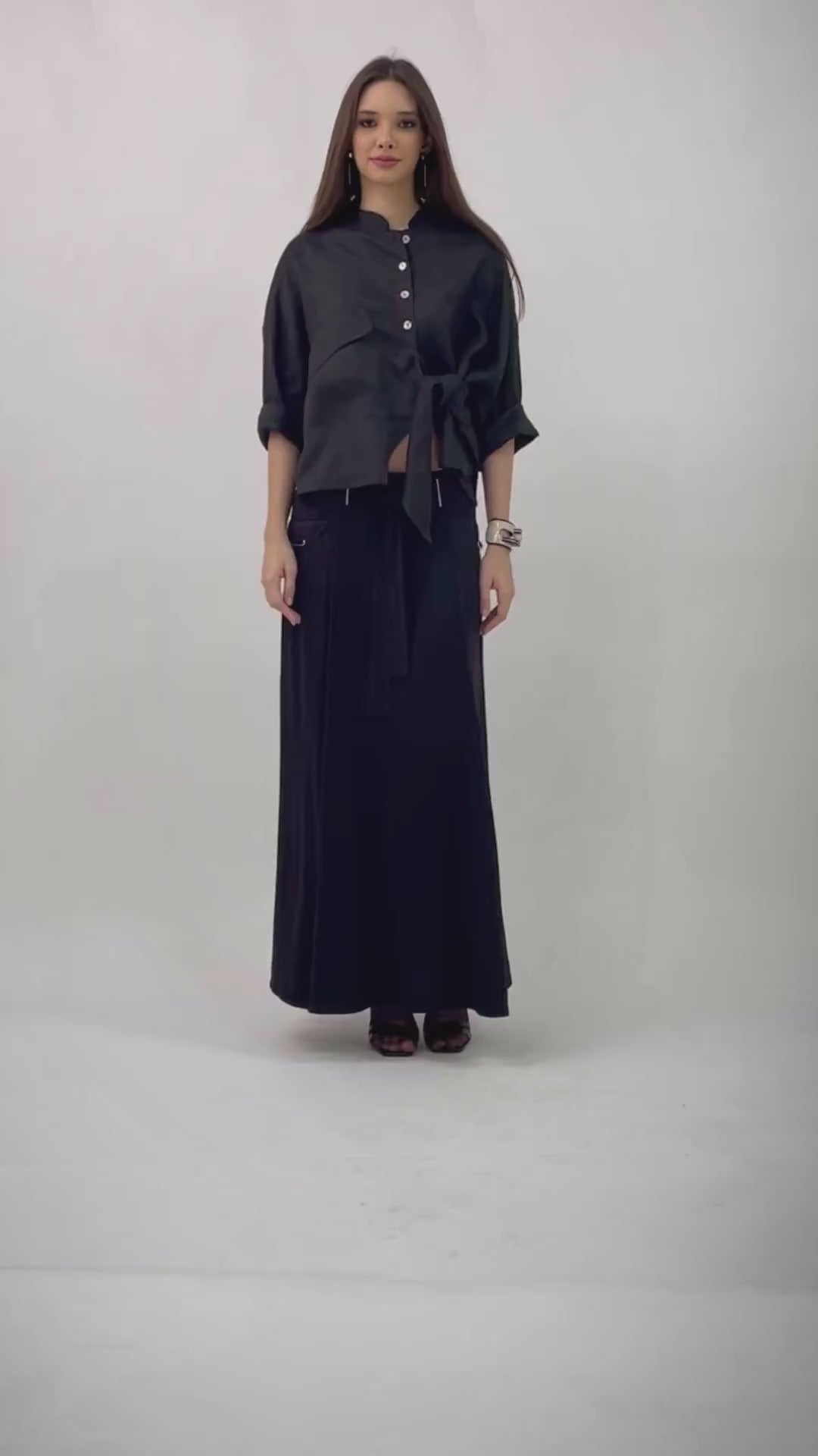 Athena - Blusa com amarração em puro linho