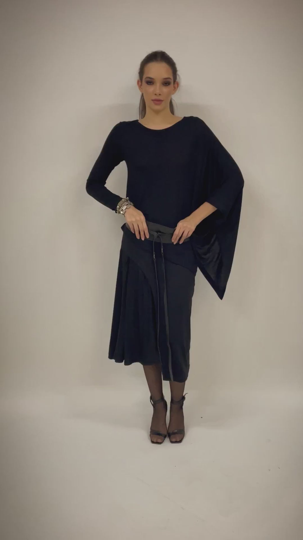 Yasmin - Saia assimétrica midi