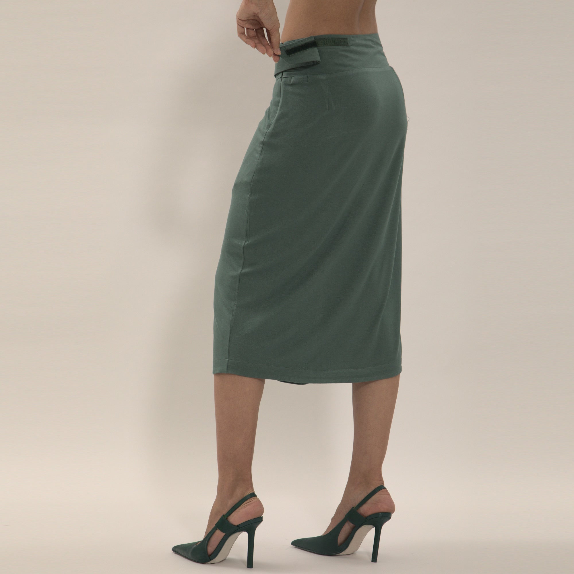 Yasmin - Saia assimétrica midi